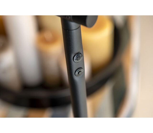 LED Stehleuchte Palermo, dim-to-warm (2200K–3000K), integrierte LED 10W, 1180lm, dimmbar, CRI80, IP20, Klasse II, Aluminium, 26×26×134,5cm – erhältlich in Antikbronze, Bronze und Schwarz