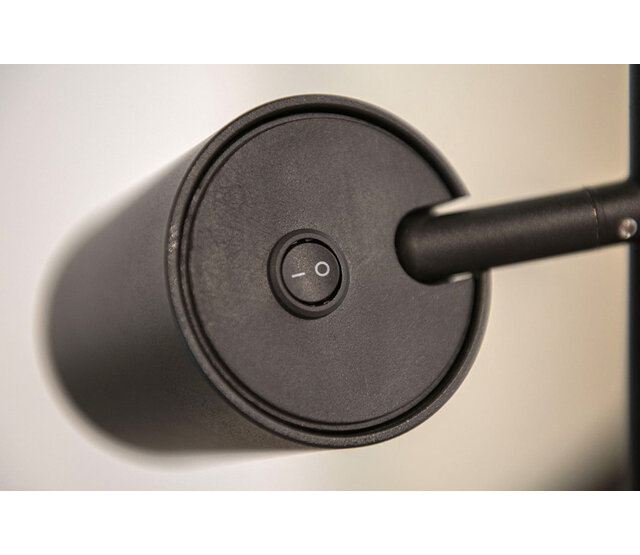 LED Stehleuchte Megano mit 3 Lichtern in Schwarz, GU10-Fassung, max. 35W, Stahl, verstellbare Spots, 25×25×160cm, Inserts in Champagne, Gold und Weiß erhältlich