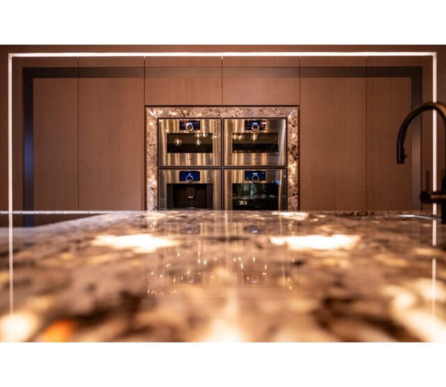 Flexibles LED-Panel – 506 LEDs – 4300 Lumen – Warmweiß – 2700 Kelvin – Dimmbar – 24 Volt – IP20 – 25 x 100 cm – Verbindbar