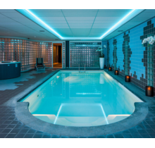 Wasserdichter LED Streifen RGBCCT 21W 2240LM 96LED/m 24VDC IP68 – 5m | RGBW+CCT, 2240 Lumen, 96 LEDs pro Meter, 24V Gleichstrom, 5 Meter Länge, für Innen- und Außenbereich