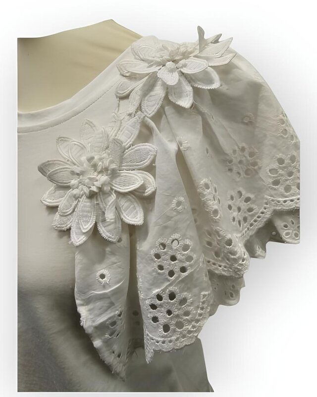 Dames T-shirt - Broderie - Bloem -Ruffel