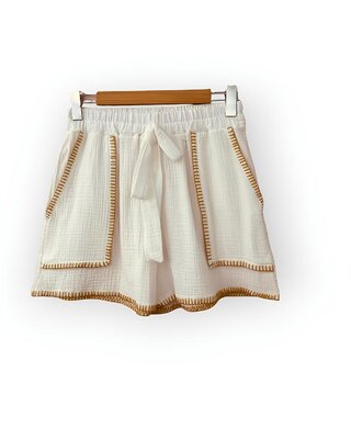 Dames Ecru Short | Comfort & Stijl met Grove Stiksels