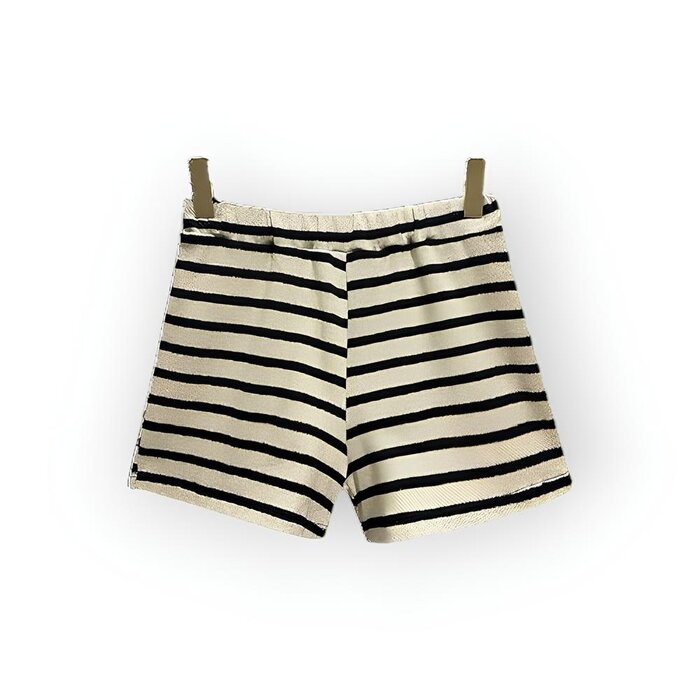 Striped Elegance |  Short – Trendy - Comfortabel