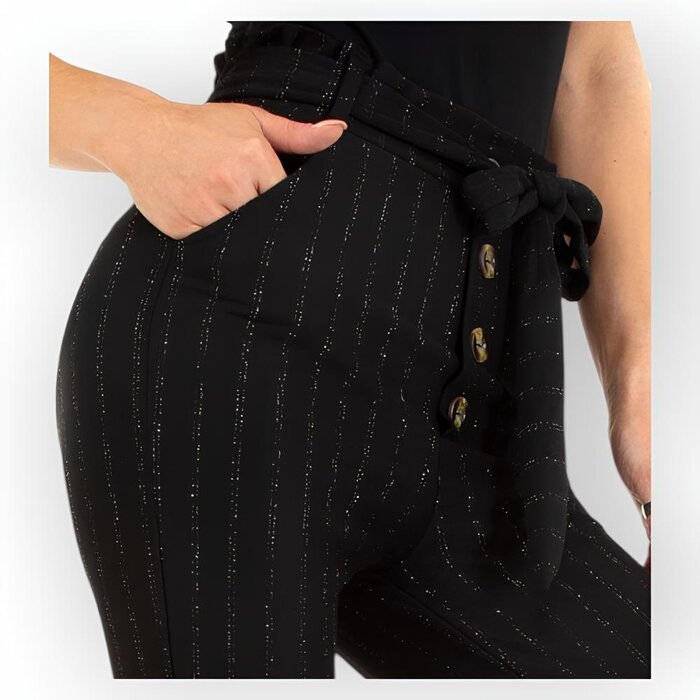 Shimmer Elegance | Zwarte Pantalon - Zilverdraad - Ceintuur