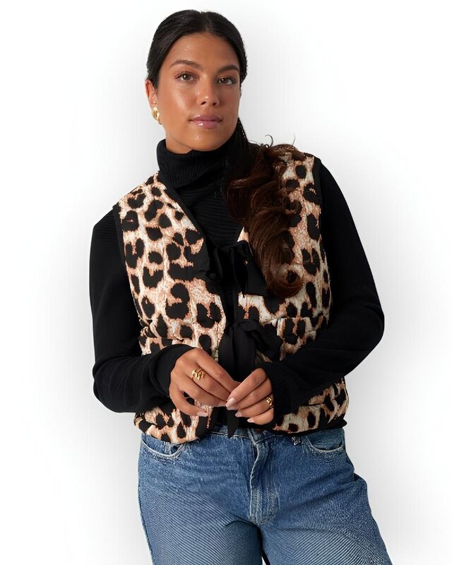 Juna – Knotted Gilet met Luipaardprint in Beige of Zwart