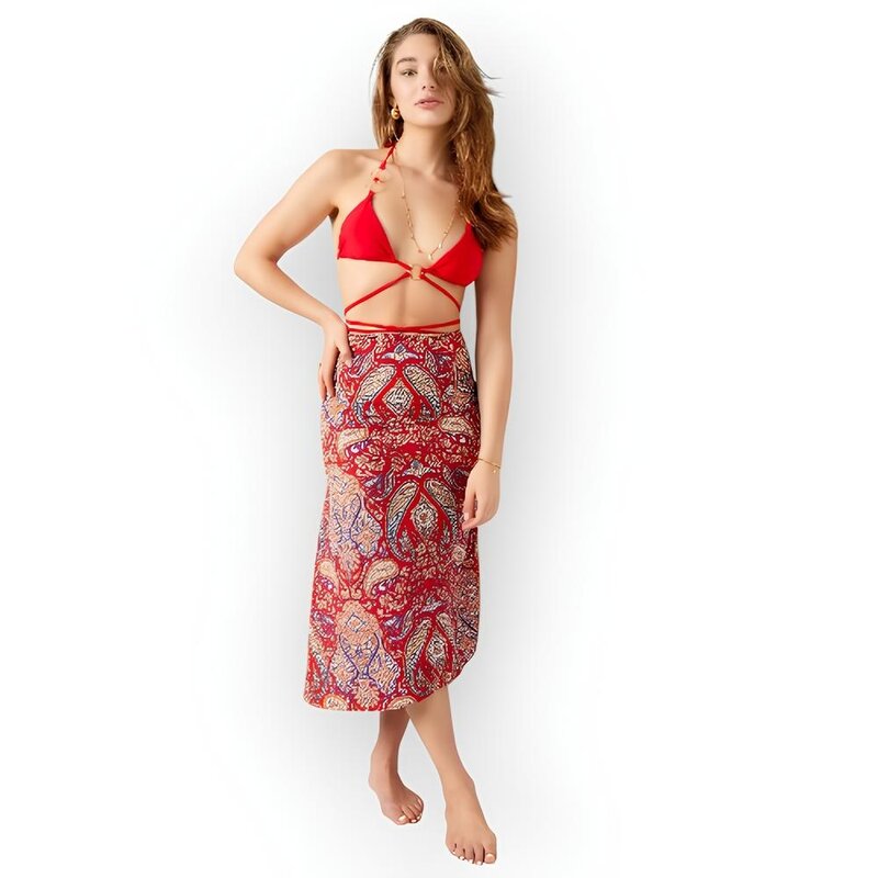 Luma – Lange Zomerrok - Bandana Print, Split en Zijsluiting in Rood of Blauw