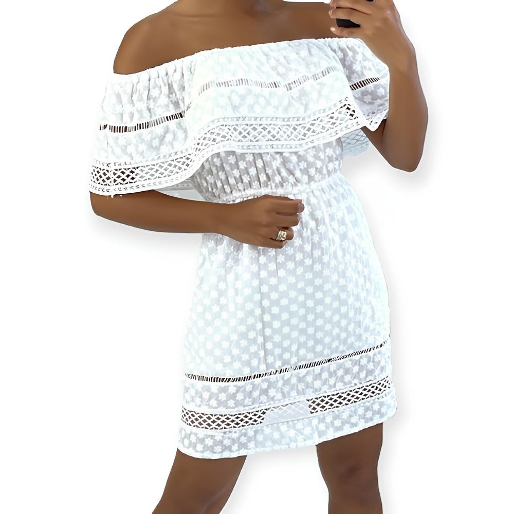 Jolie – Witte Katoenen Jurk - Opengewerkt Borduurwerk Off-Shoulder Ruffle Rand