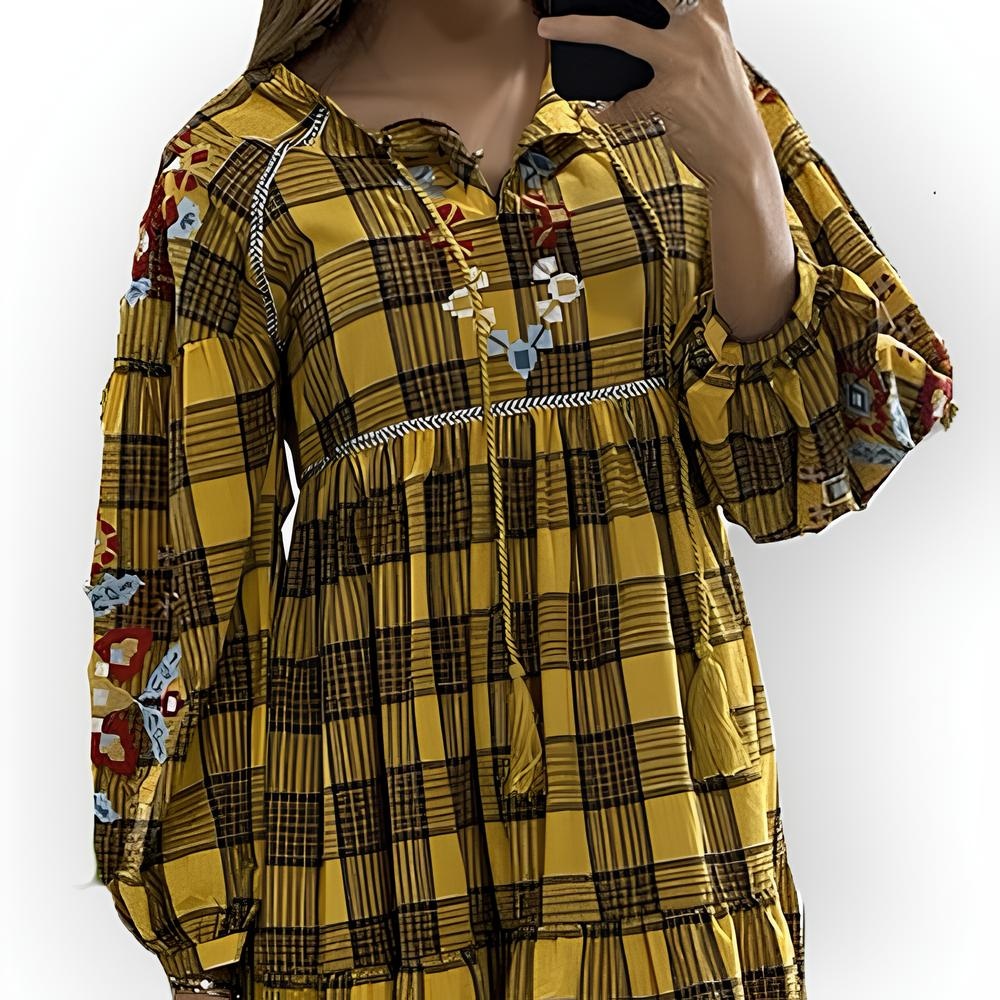 Lotta – Tartan Jurk in Groen / Geel / Rood - Met Bloemenborduursel en Lange Mouwen