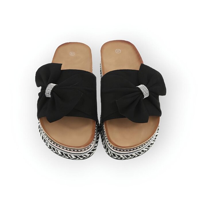 Yara – Slippers -Suedine Strik en Stras ring
