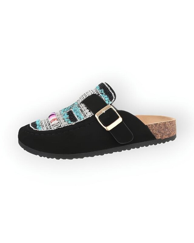 Liora – Suedine Instappers in Zwart of Camel met Glanzende Steentjes, Kralen en Decoratieve Gesp