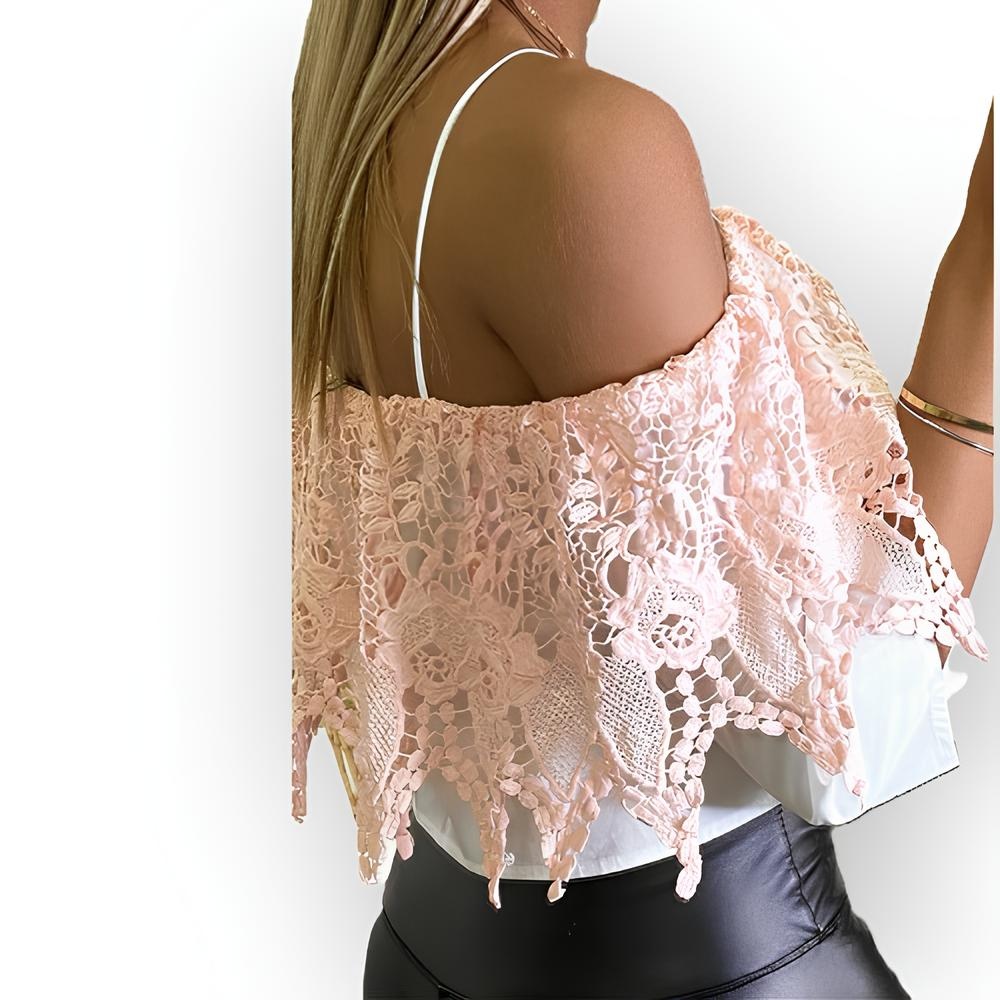 Romy – Witte Crop Top met Boothals, Spaghettibandjes - Kanten Broderie