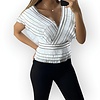 Dina – Witte Croptop -  V-hals en Zwarte Randjes