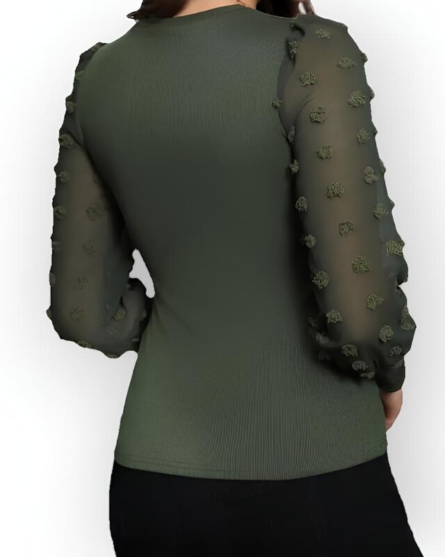 Tara – Groene Top met Lange Transparante Mouwen, Bolletjesstructuur