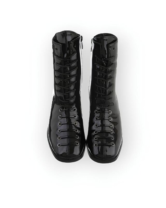 Nina – Glanzende Enkellaarsjes van Imitatie Lakleer