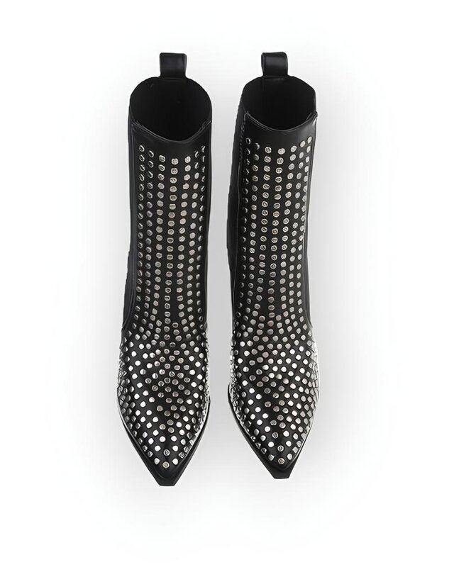 Sondra – Zwarte Enkelboots - Imitatieleer met Zilverkleurige Studs