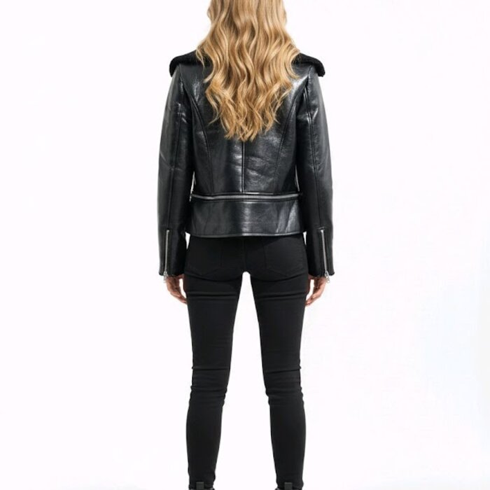 Selvèra – Luxe Jas Met Faux Bont Voering en Imitatieleer