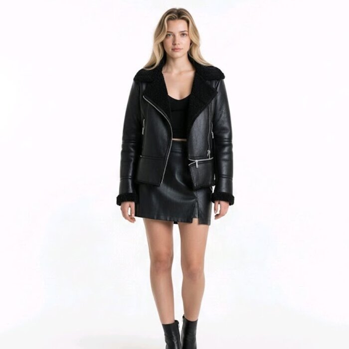 Selvèra – Luxe Jas Met Faux Bont Voering en Imitatieleer