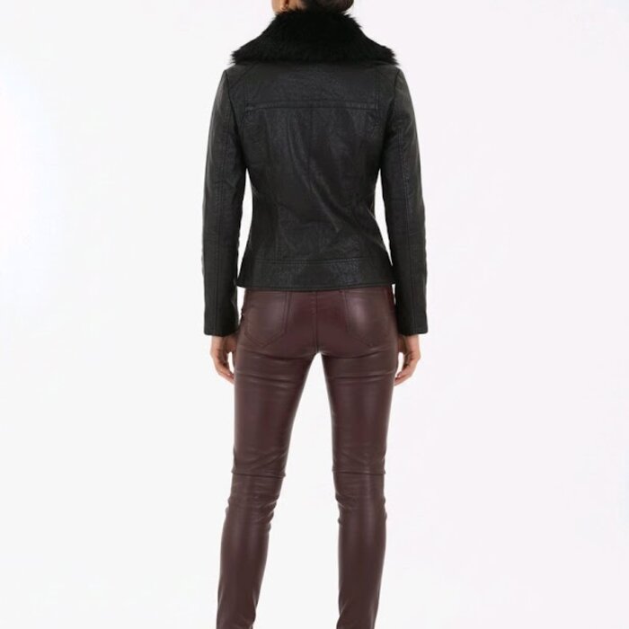 Nyvora – Imitatieleren Bikerjack Met Faux Fur Kraag