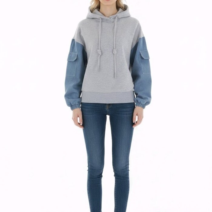 Zanvora – Sweater Met Denim Mouwen En Capuchon