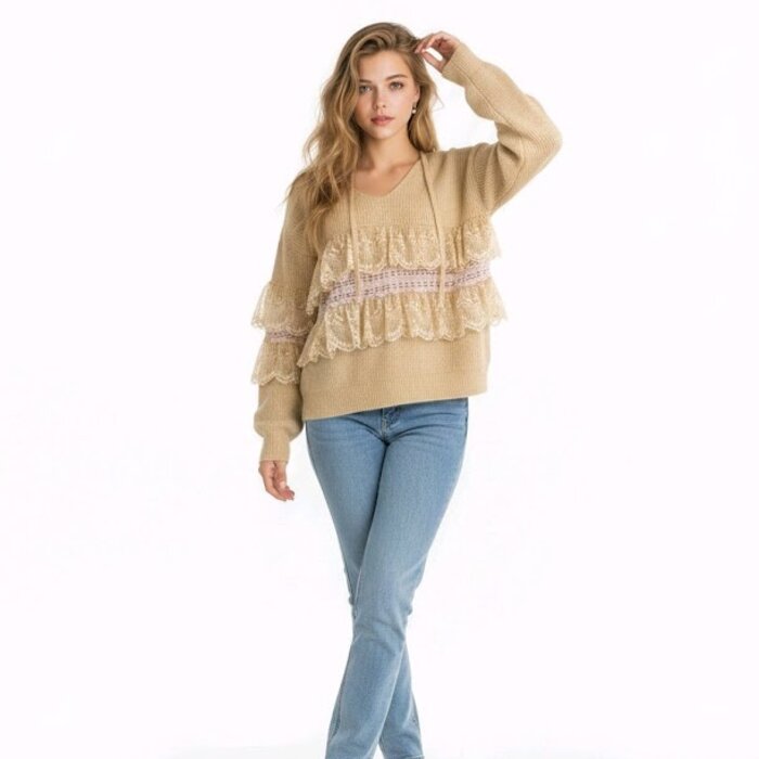 Maelynn – Beige Trui Met Dubbele Kanten Afwerking