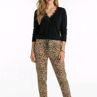 Léonie – Velvet Leopard Pants