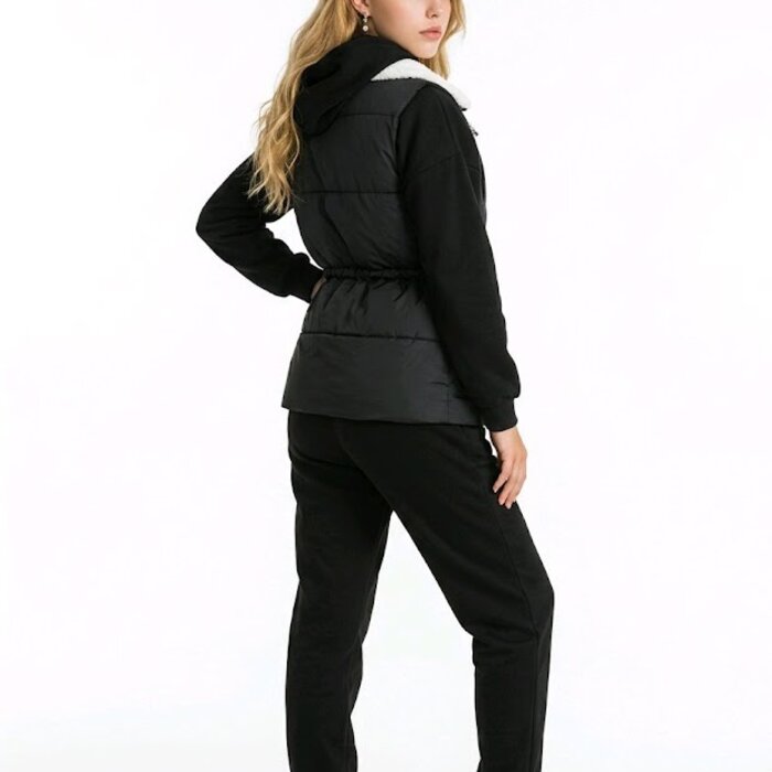 Lynn – 3-Delig Joggingpak Met Bodywarmer