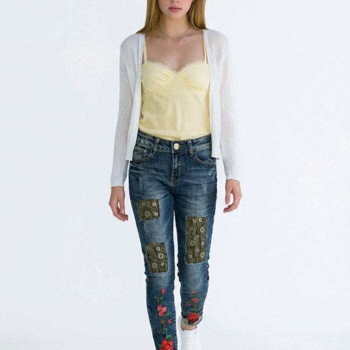 Roxie – Denim Jeans Met Bloemen En Ringdetails