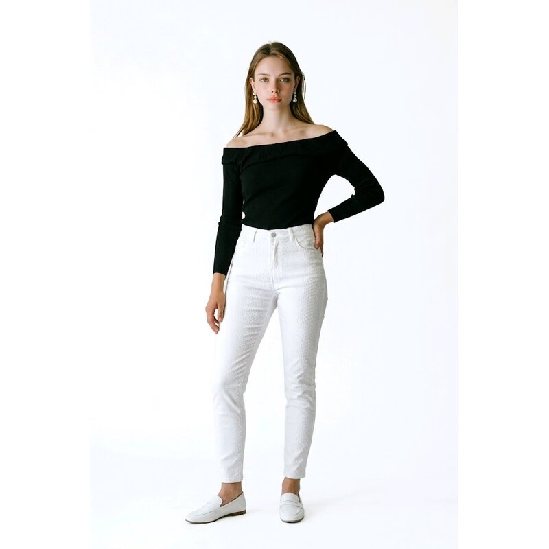 Valentina – Witte Tregging Met Python Structuur