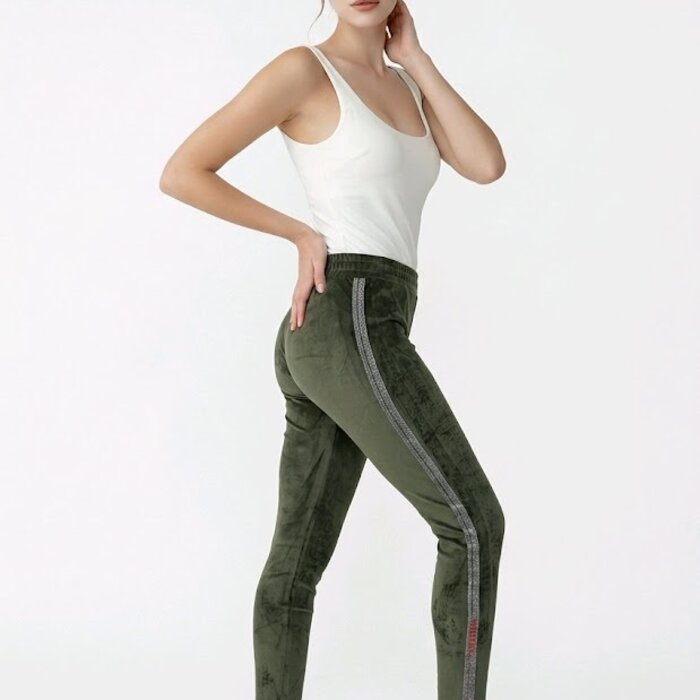 Alessandra – Fluwelen Joggingbroek Met Zilveren Streep