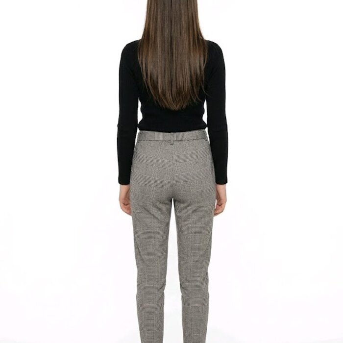 Amara – Elegante Ruit Tregging Met Tailleband Om Te Strikken