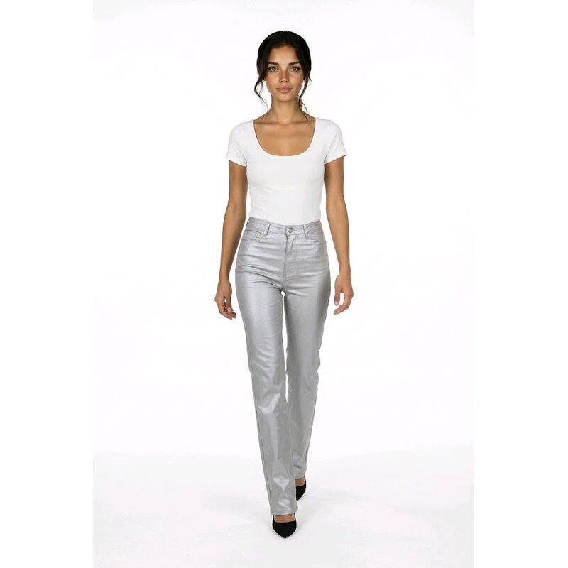 Zahara – Trendy Zilveren Imitatie Leren Broek Met Rechte Pasvorm