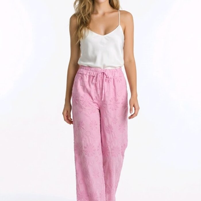 Carmen |Palazzo Broek - Broderie Detail