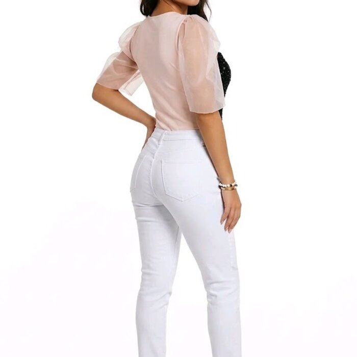 Rosavelle – Zachtroze Bodysuit met Tule Mouwtjes