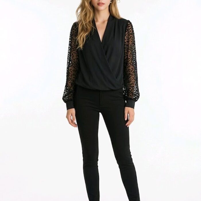 Veya – Bodysuit – Zwarte Overslag - Transparante Mouwen