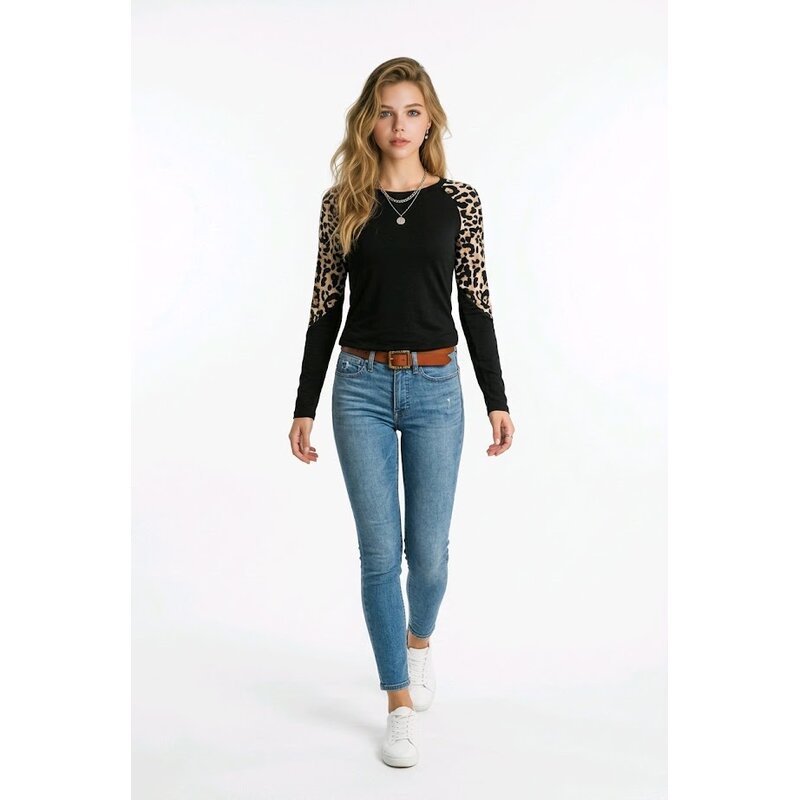Leovira – Top - Luipaard Mouwen