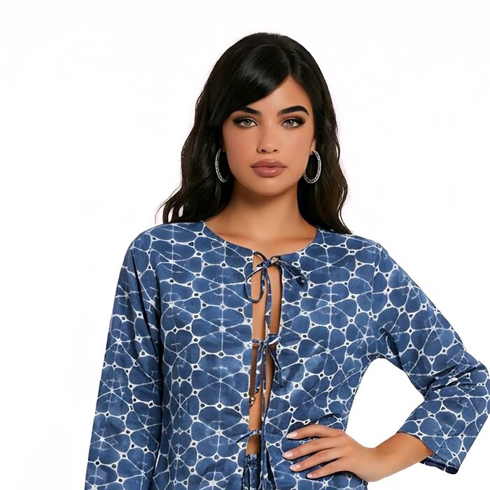 Rosie Denim  Blouse – Borduursels -Knoopdetail