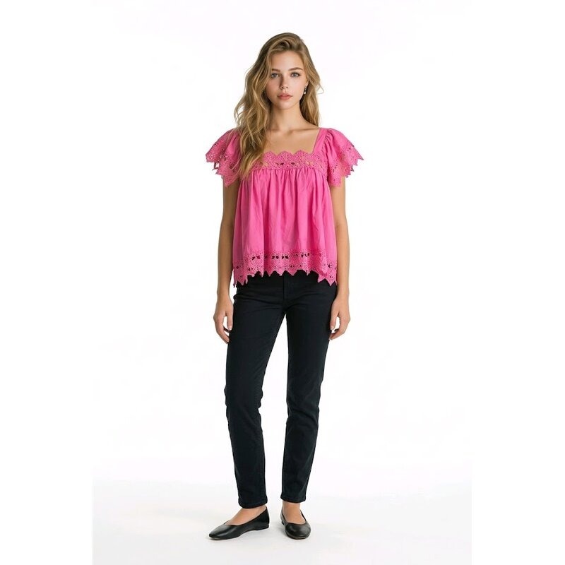 Liora – Top - Open Rugdetail