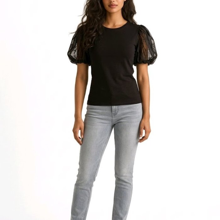 Ylva – T-shirt – Tule Pofmouwen