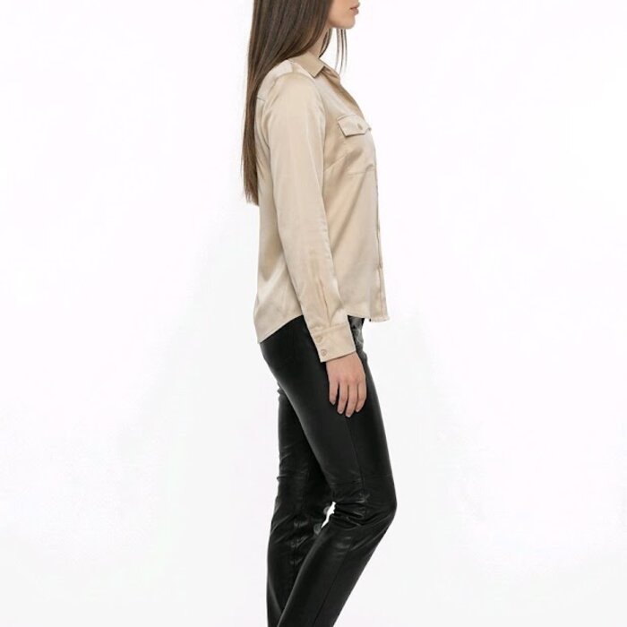 Elyra  Satijnen Blouse - Borstzakjes