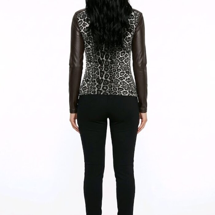 Zerina Luipaard Top - Lederlook Mouwen