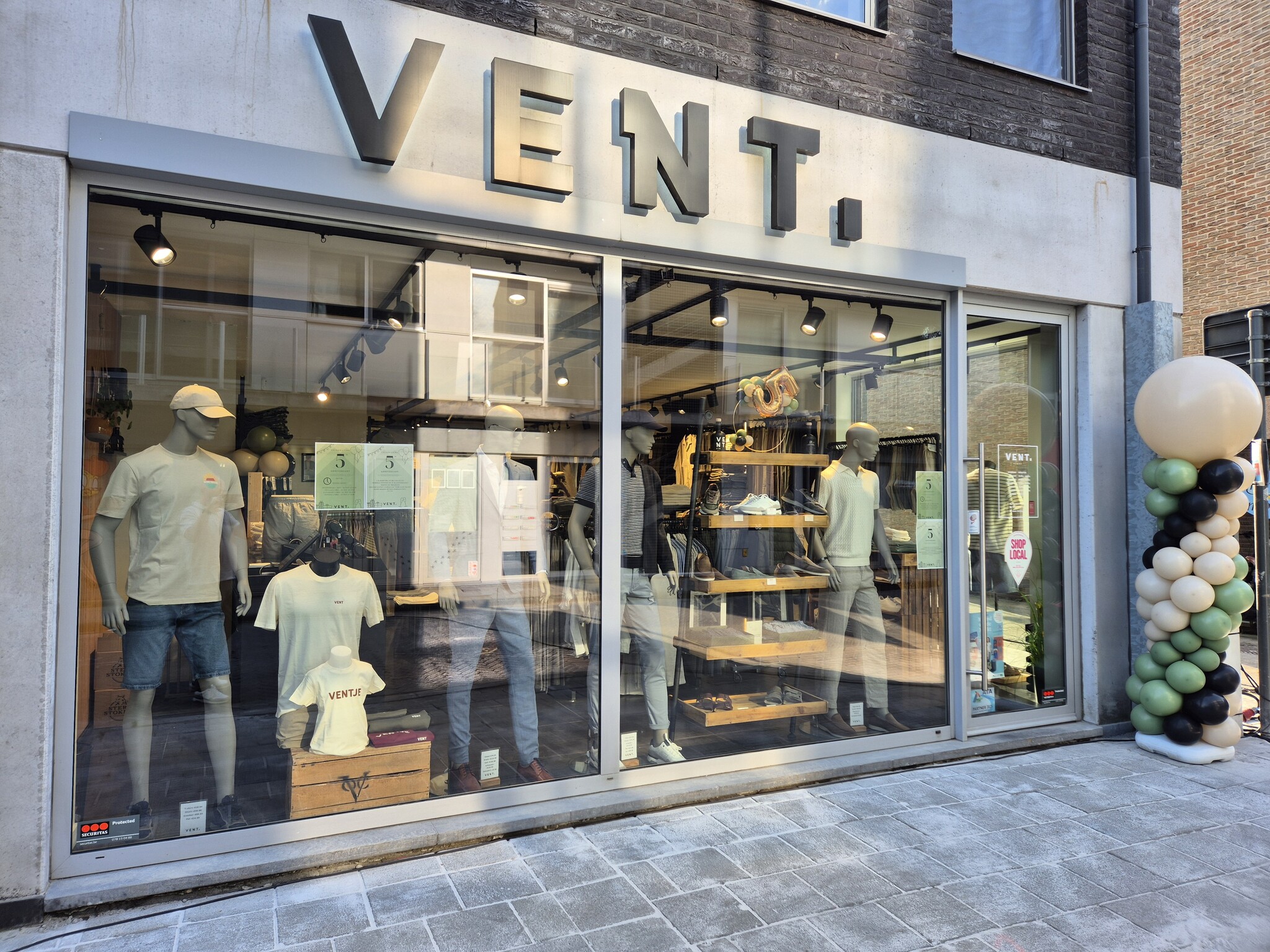 Binnenkijker VENT store Aartselaar