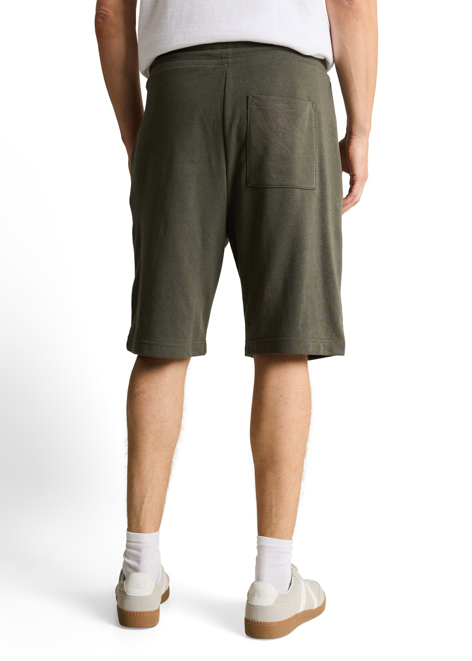 1050238 BASIC SWEAT SHORTS