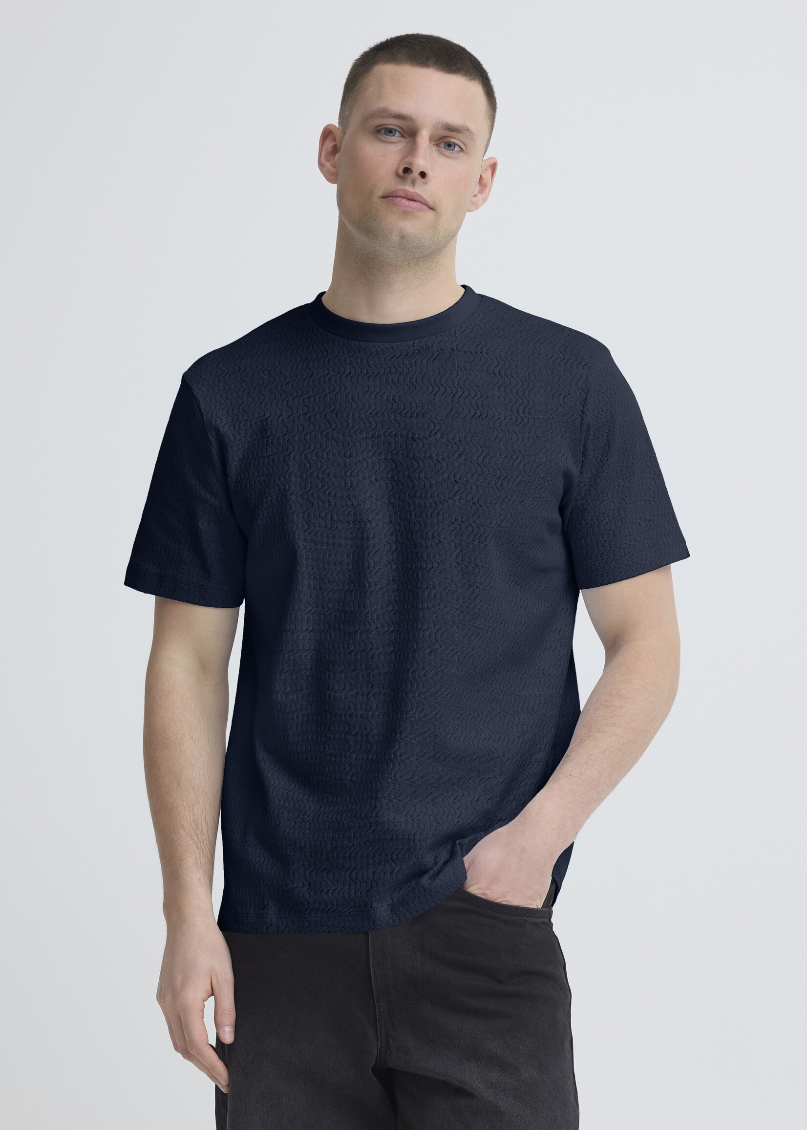 BLEND BHESWIN TEE