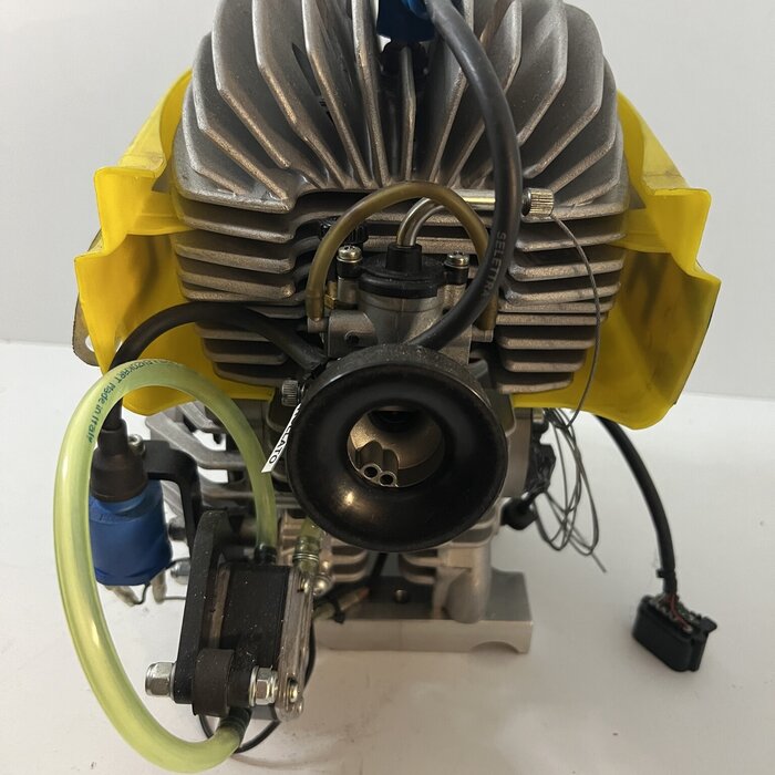 LKE Gebruikt HTL LKE R14 60CC compleet