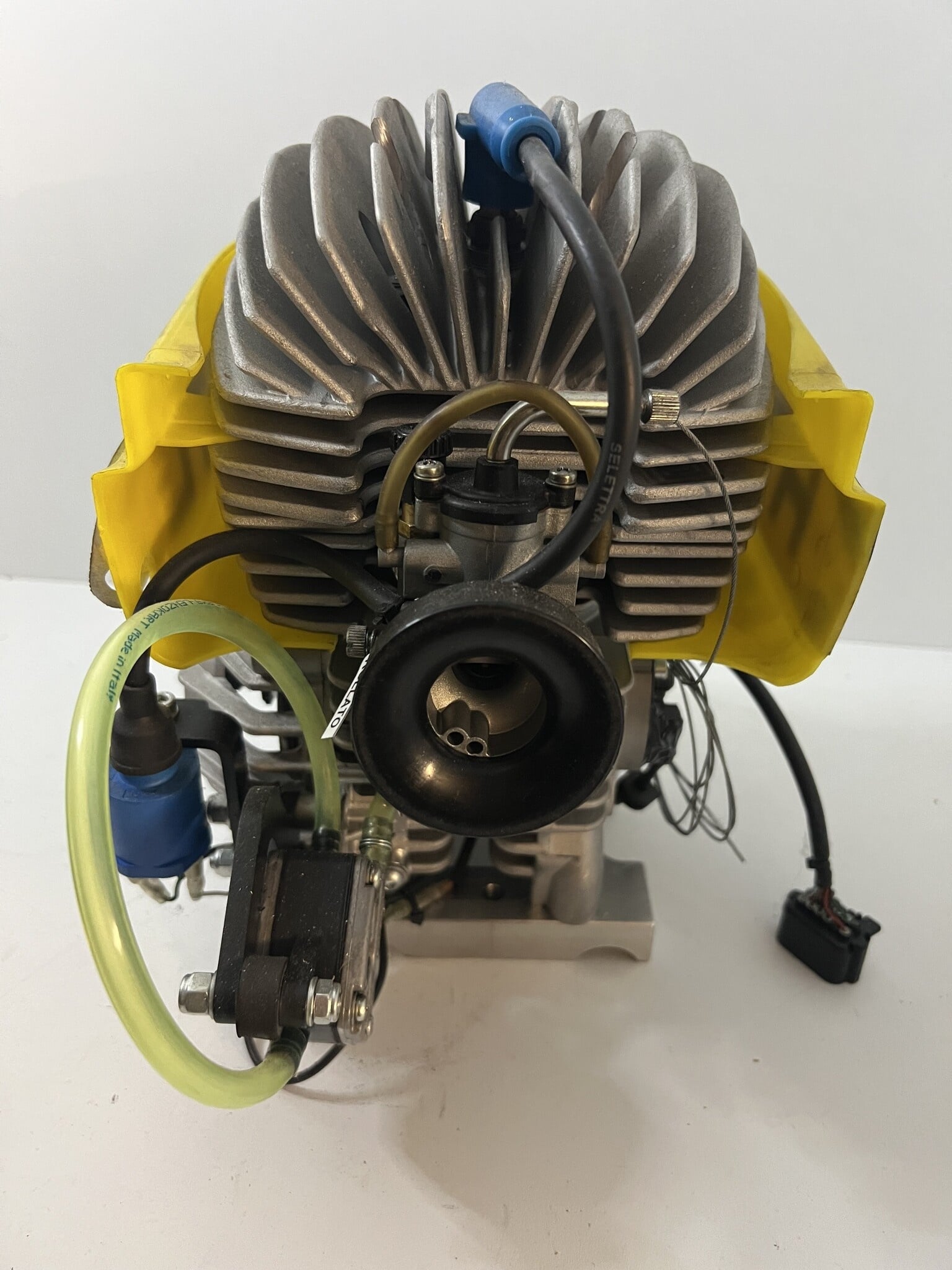 LKE Gebruikt HTL LKE R14 60CC compleet
