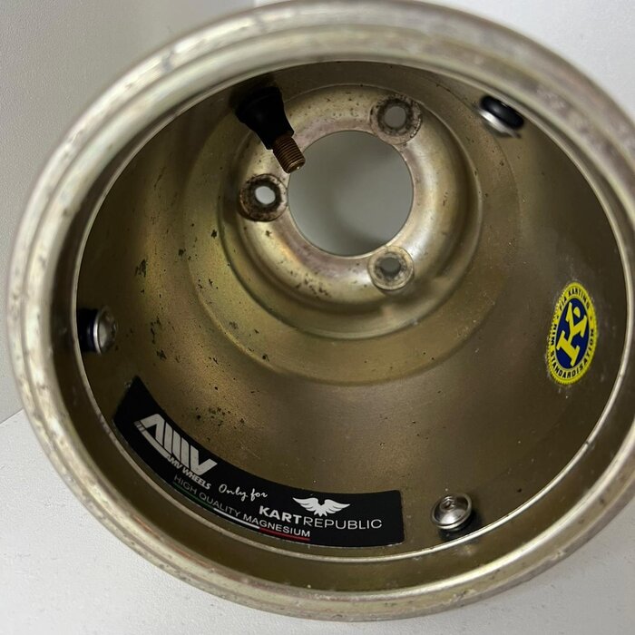 Gebruikt Kart Republic magnesium achtervelg 212MM