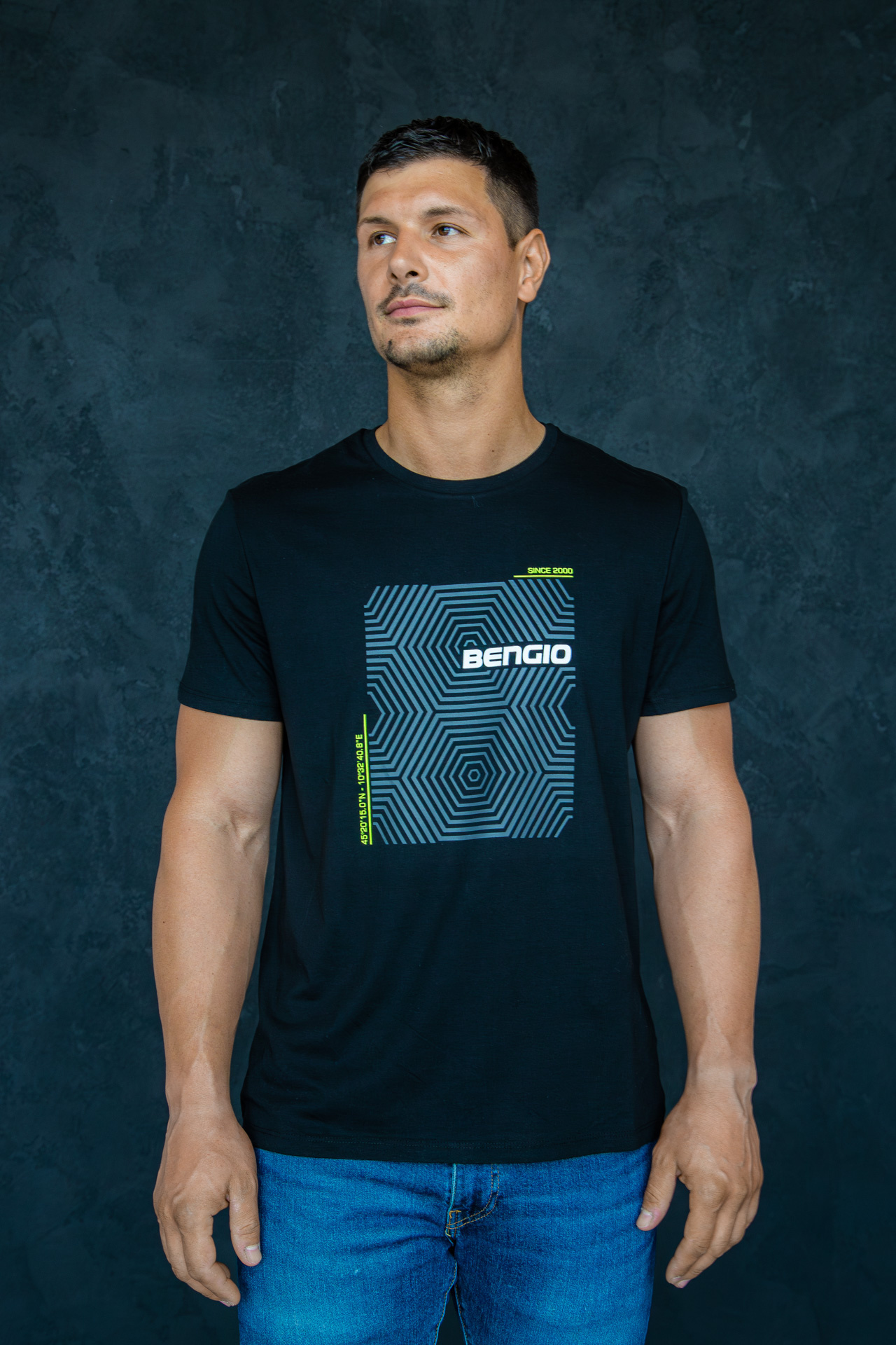 Bengio Bengio T-shirt maat L