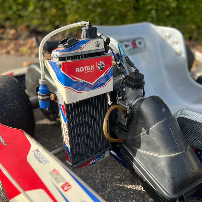 Gebruikt OTK Kosmic Met Rotax Senior EVO 1 en Mychron Laptimer