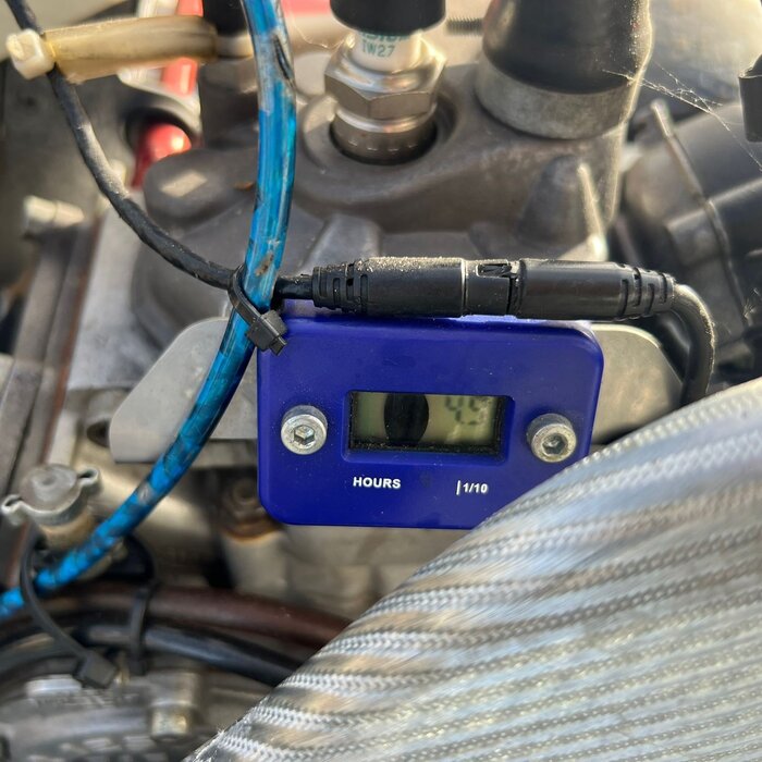 Gebruikt OTK Kosmic Met Rotax Senior EVO 1 en Mychron Laptimer