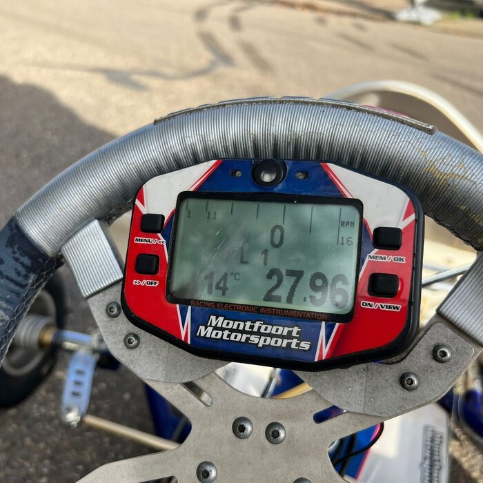 Gebruikt OTK Kosmic Met Rotax Senior EVO 1 en Mychron Laptimer